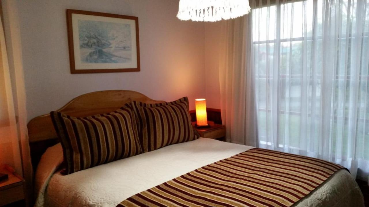 Hotel Y Cabanas Molino Viejo Puerto Varas Eksteriør billede